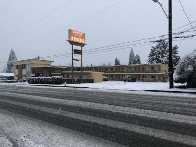 Sunset Inn Grants Pass Ngoại thất bức ảnh