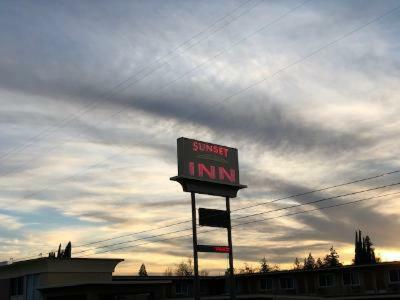 Sunset Inn Grants Pass Ngoại thất bức ảnh